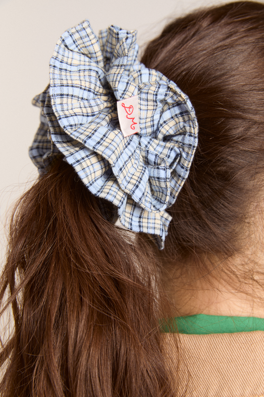 garter scrunchie- cloudy check